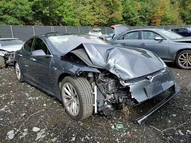 2018 Tesla Model S VIN: 5YJSA1E27JF284834 Lot: 85002635