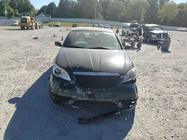 2014 Chrysler 200 Touring VIN: 1C3CCBBG8EN120122 Lot: 82539265