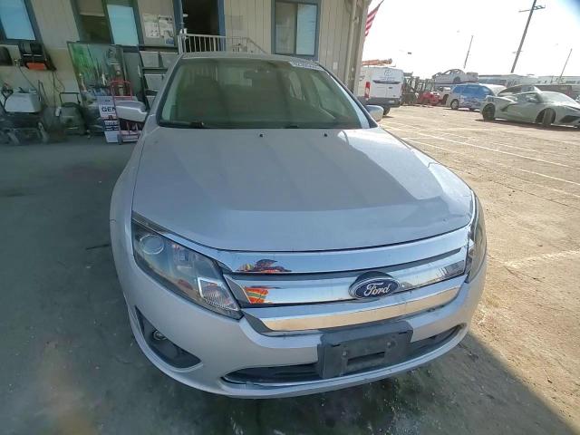 2011 Ford Fusion Se VIN: 3FAHP0HA5BR122857 Lot: 82393445