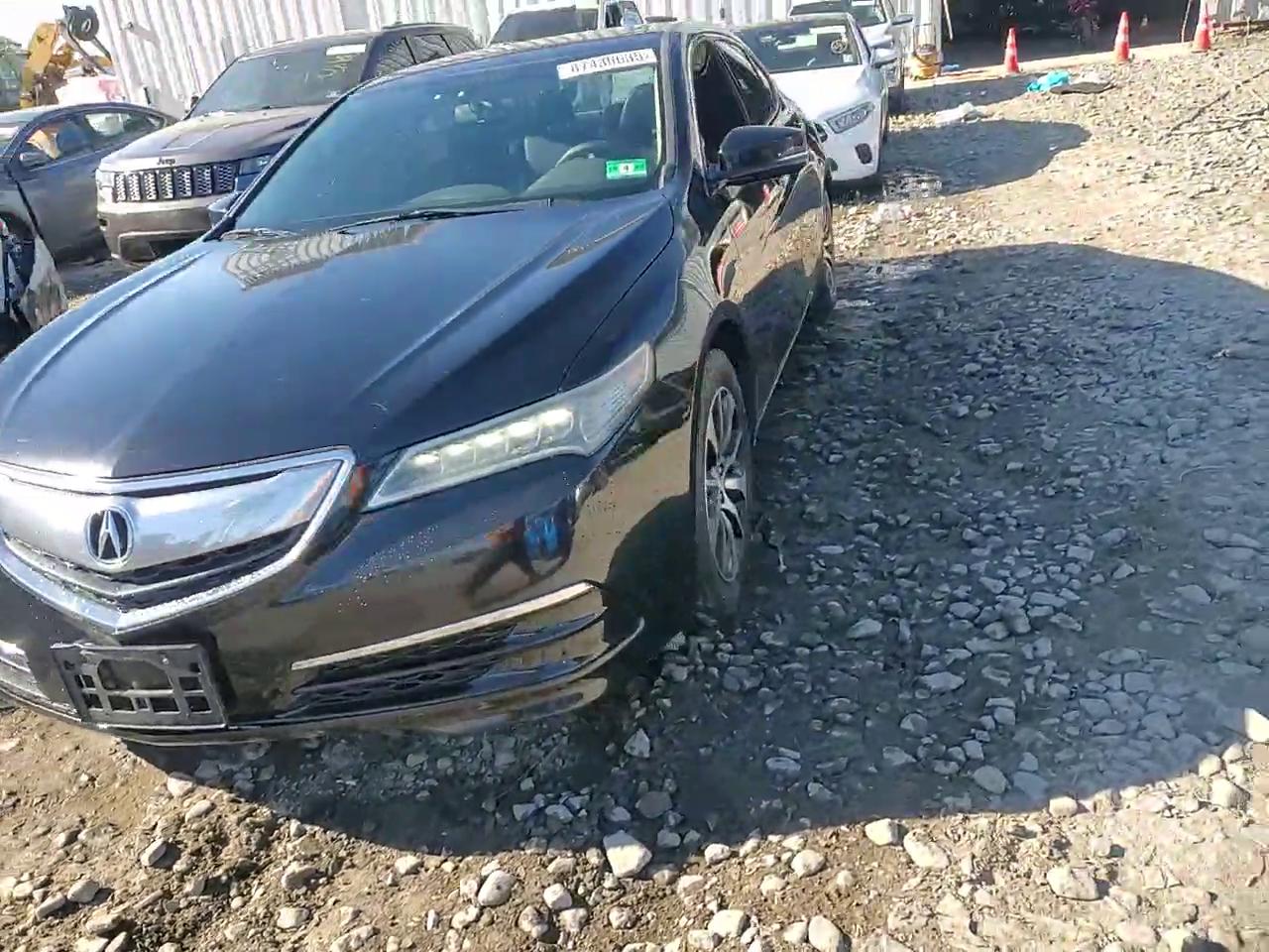 Фото: 19UUB1F38HA000922