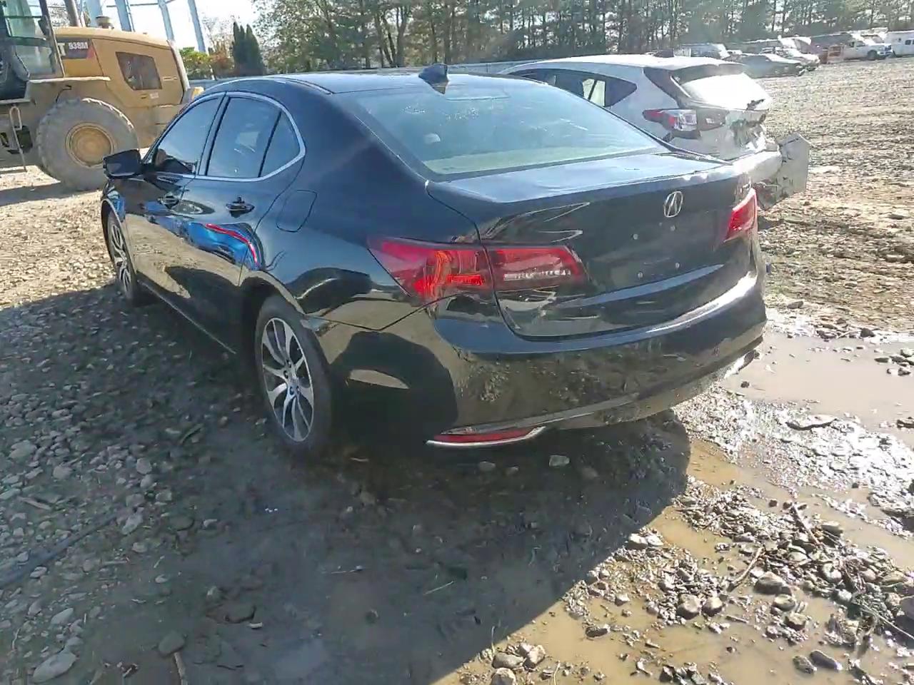 Фото: 19UUB1F38HA000922