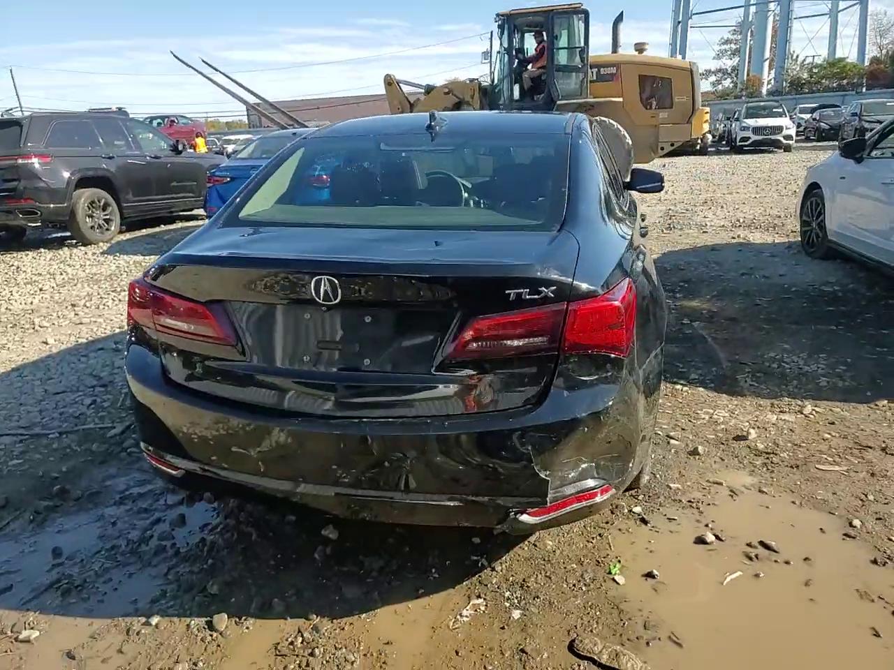 Фото: 19UUB1F38HA000922