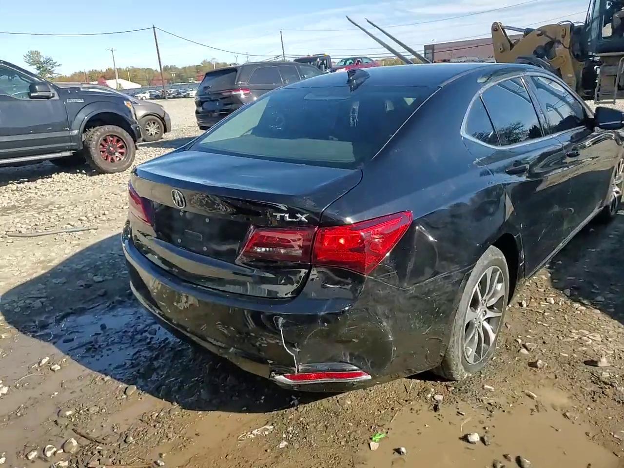 Фото: 19UUB1F38HA000922