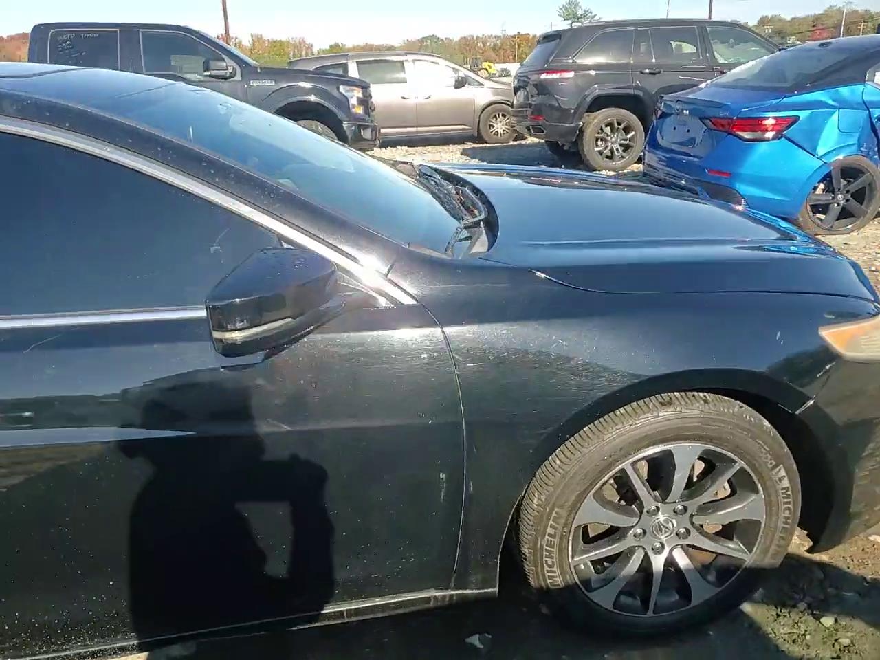 Фото: 19UUB1F38HA000922