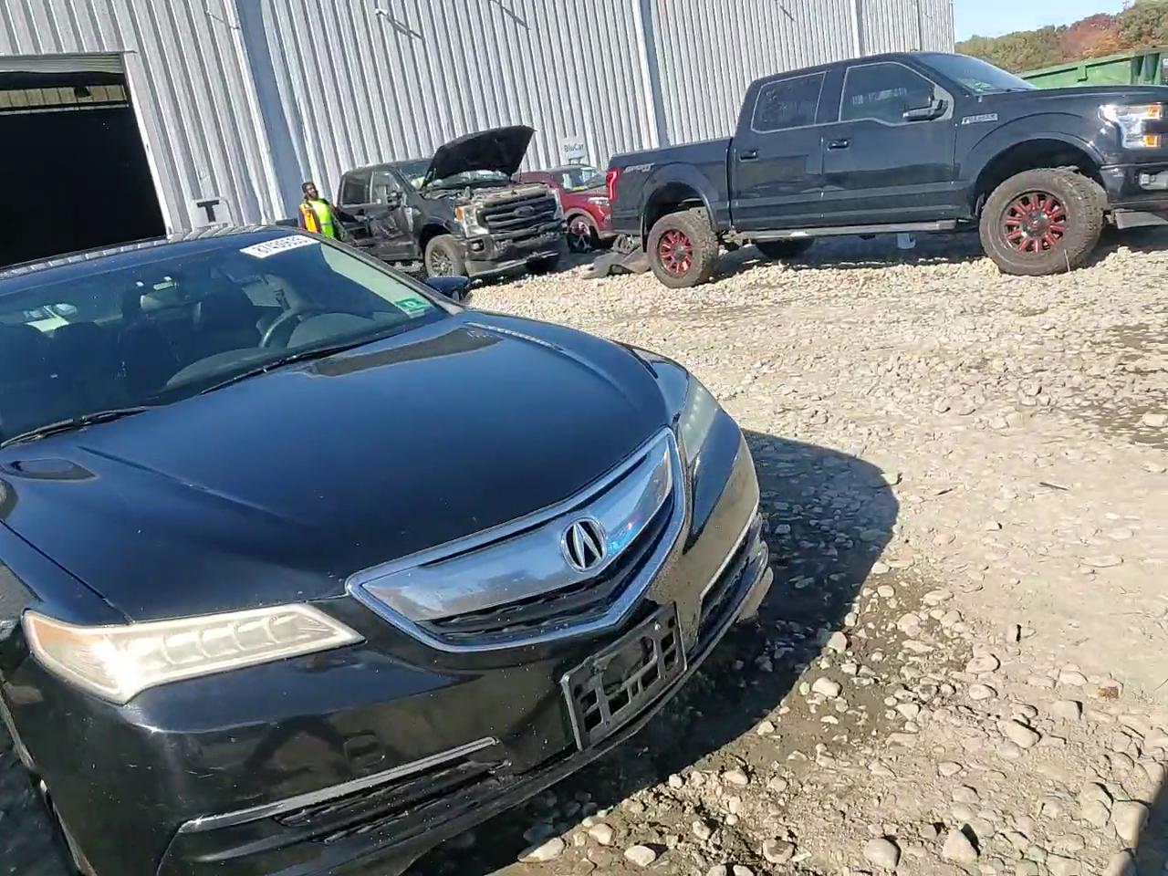 Фото: 19UUB1F38HA000922