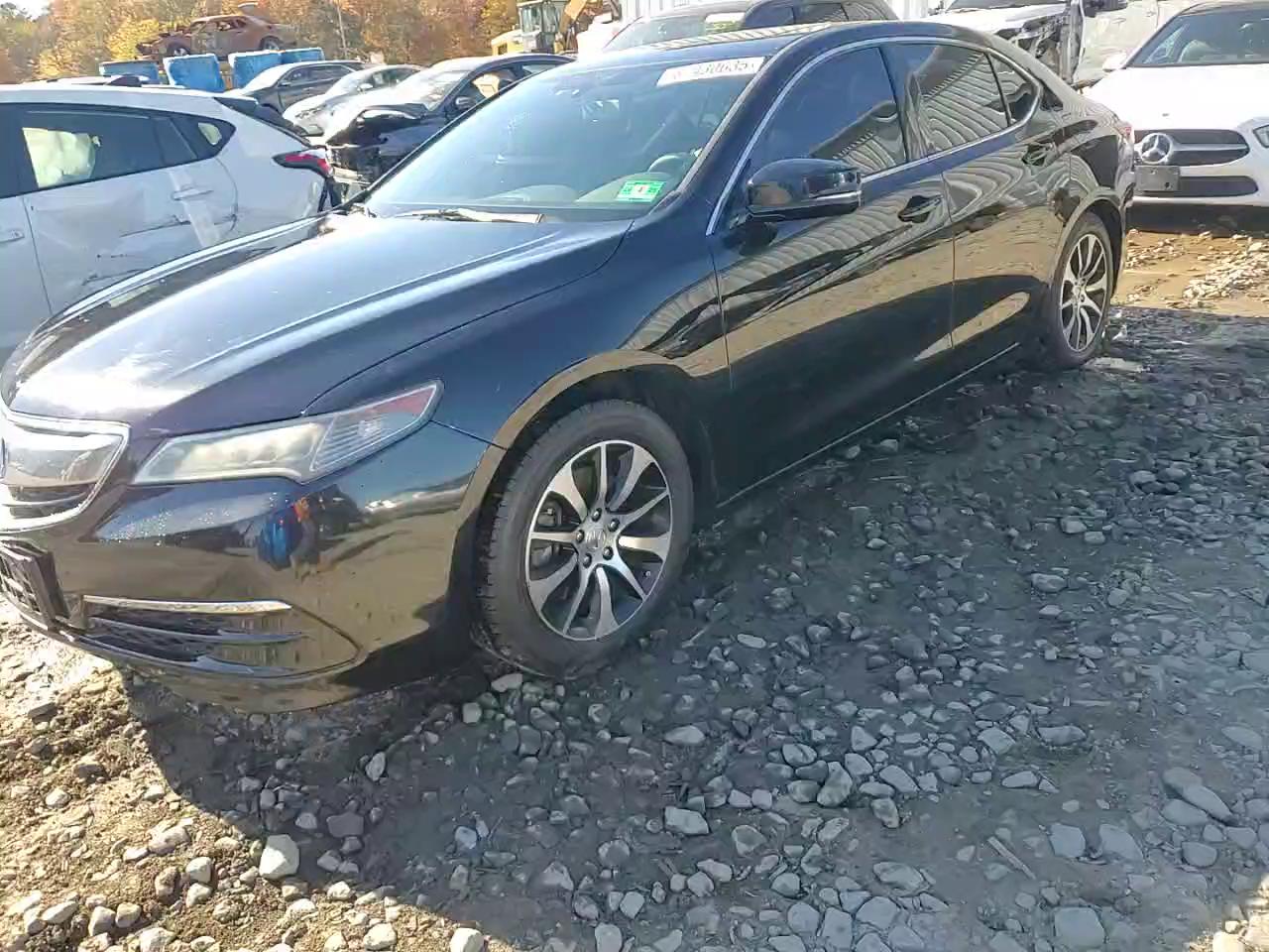 Фото: 19UUB1F38HA000922