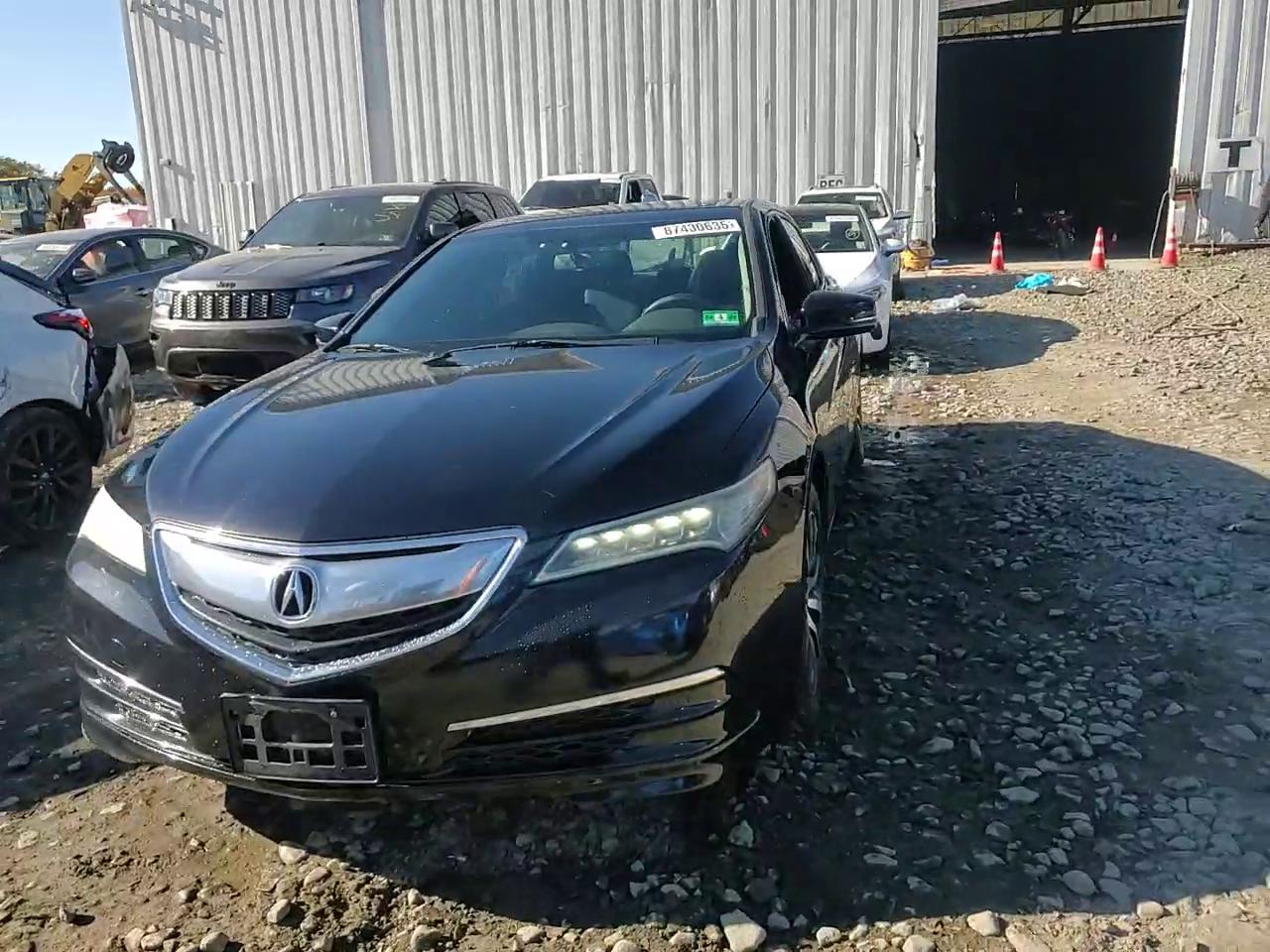 Фото: 19UUB1F38HA000922