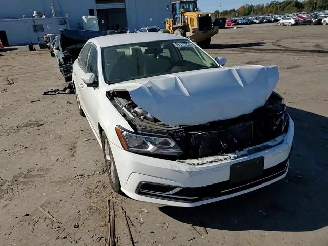 2017 Volkswagen Passat S VIN: 1VWAT7A34HC014438 Lot: 82577825