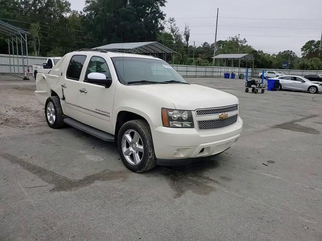 2013 Chevrolet Avalanche Ltz VIN: 3GNTKGE70DG242012 Lot: 82352455