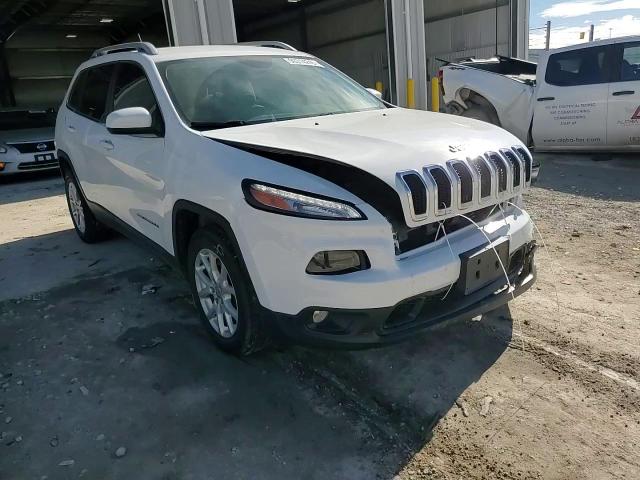 2018 Jeep Cherokee Latitude VIN: 1C4PJLCB7JD553295 Lot: 90314245
