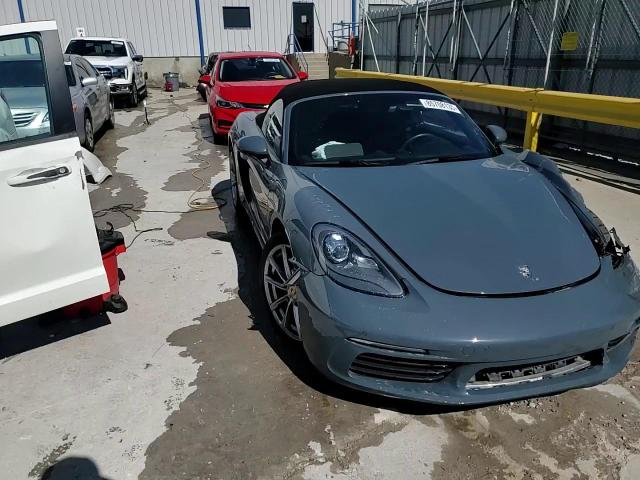 2017 Porsche Boxster VIN: WP0CA2A83HS222056 Lot: 85708135