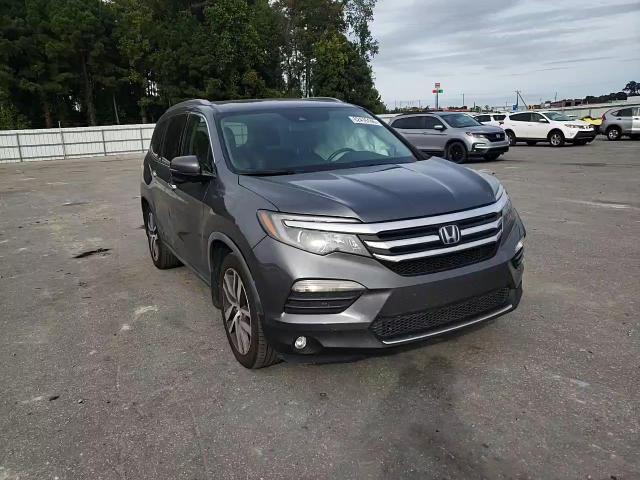 2017 Honda Pilot Touring VIN: 5FNYF5H92HB008289 Lot: 82416145