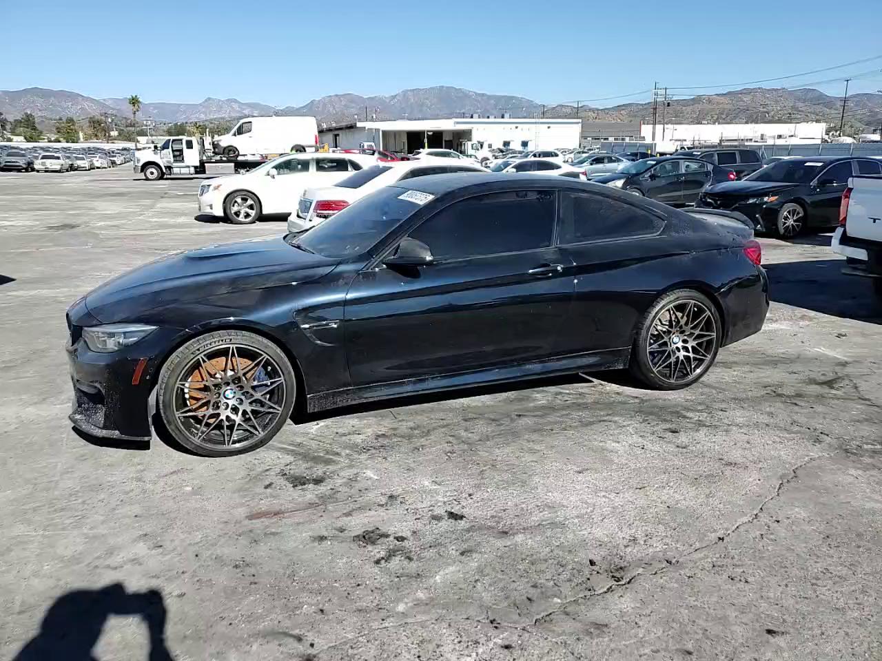 Фото: WBS4Y9C03LAH83089