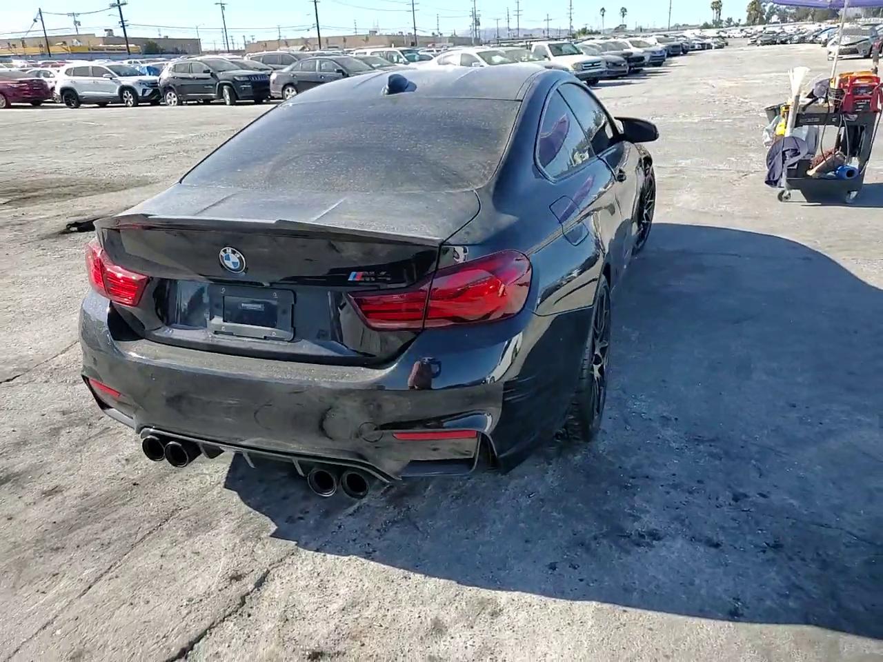 Фото: WBS4Y9C03LAH83089