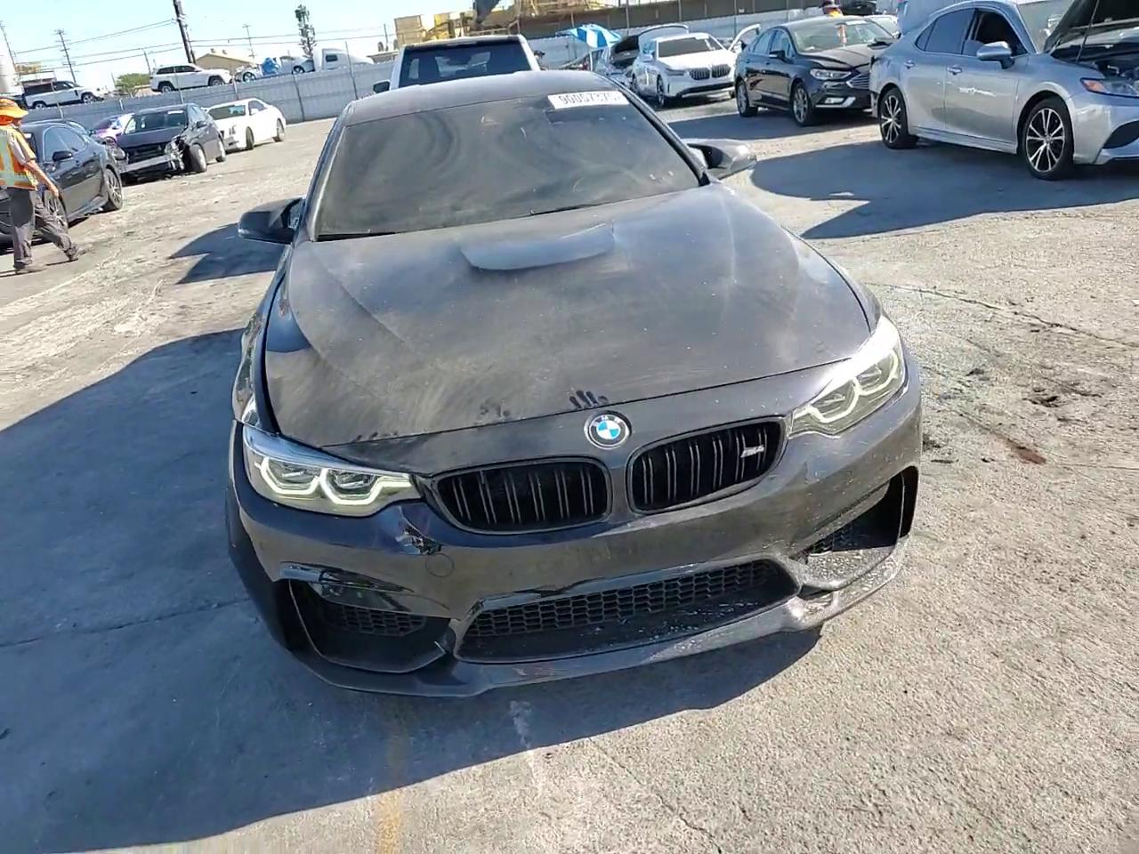 Фото: WBS4Y9C03LAH83089