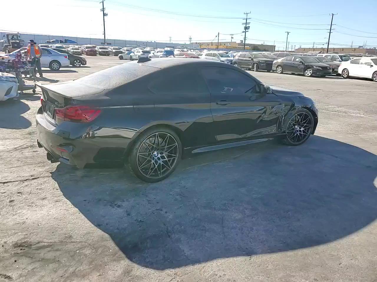 Фото: WBS4Y9C03LAH83089