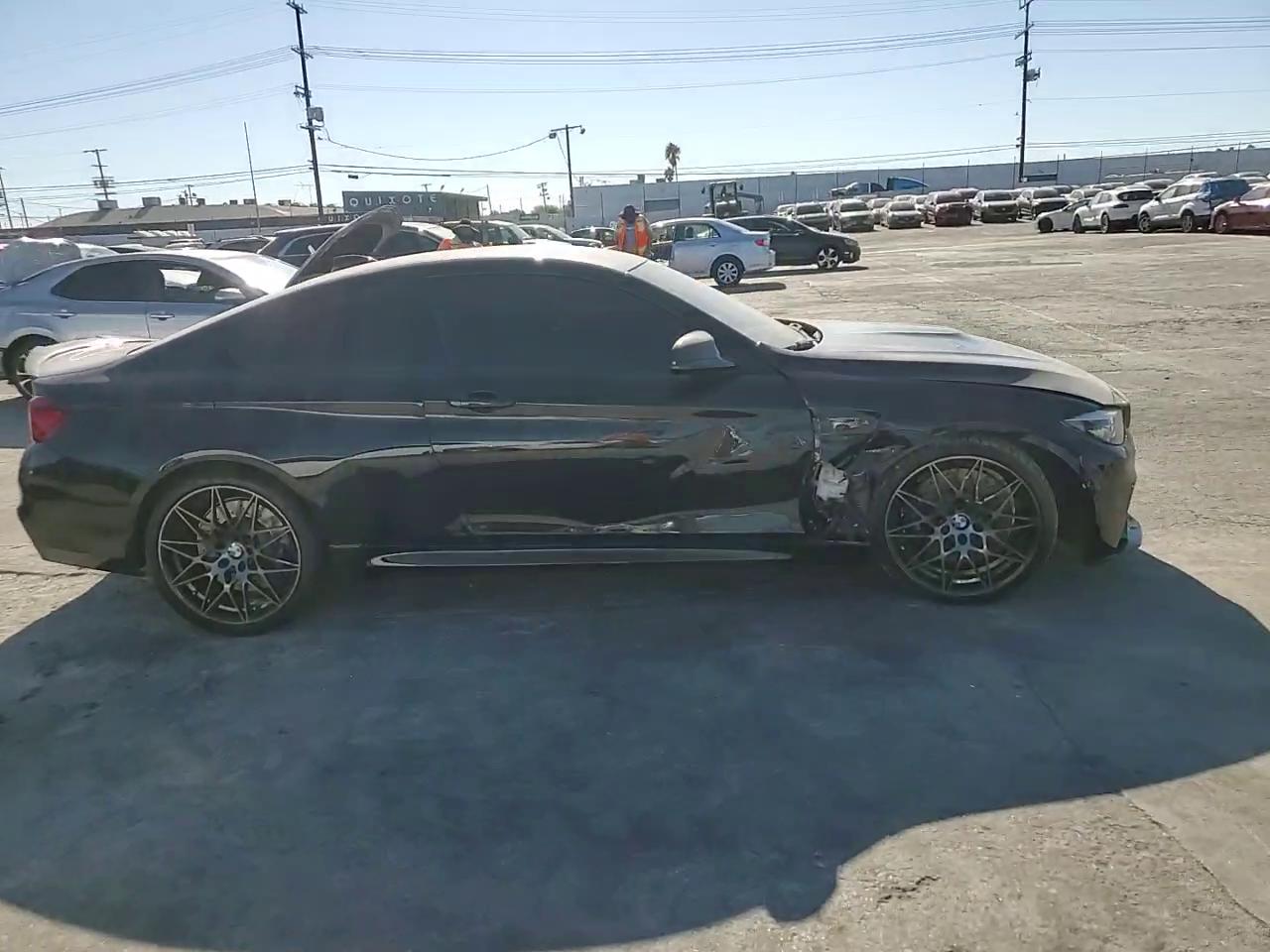 Фото: WBS4Y9C03LAH83089