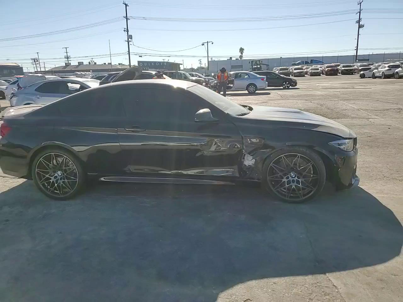 Фото: WBS4Y9C03LAH83089