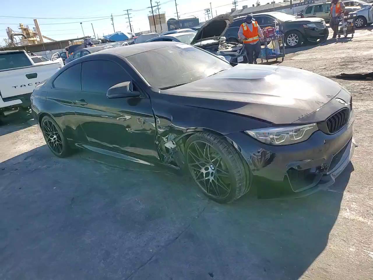 Фото: WBS4Y9C03LAH83089