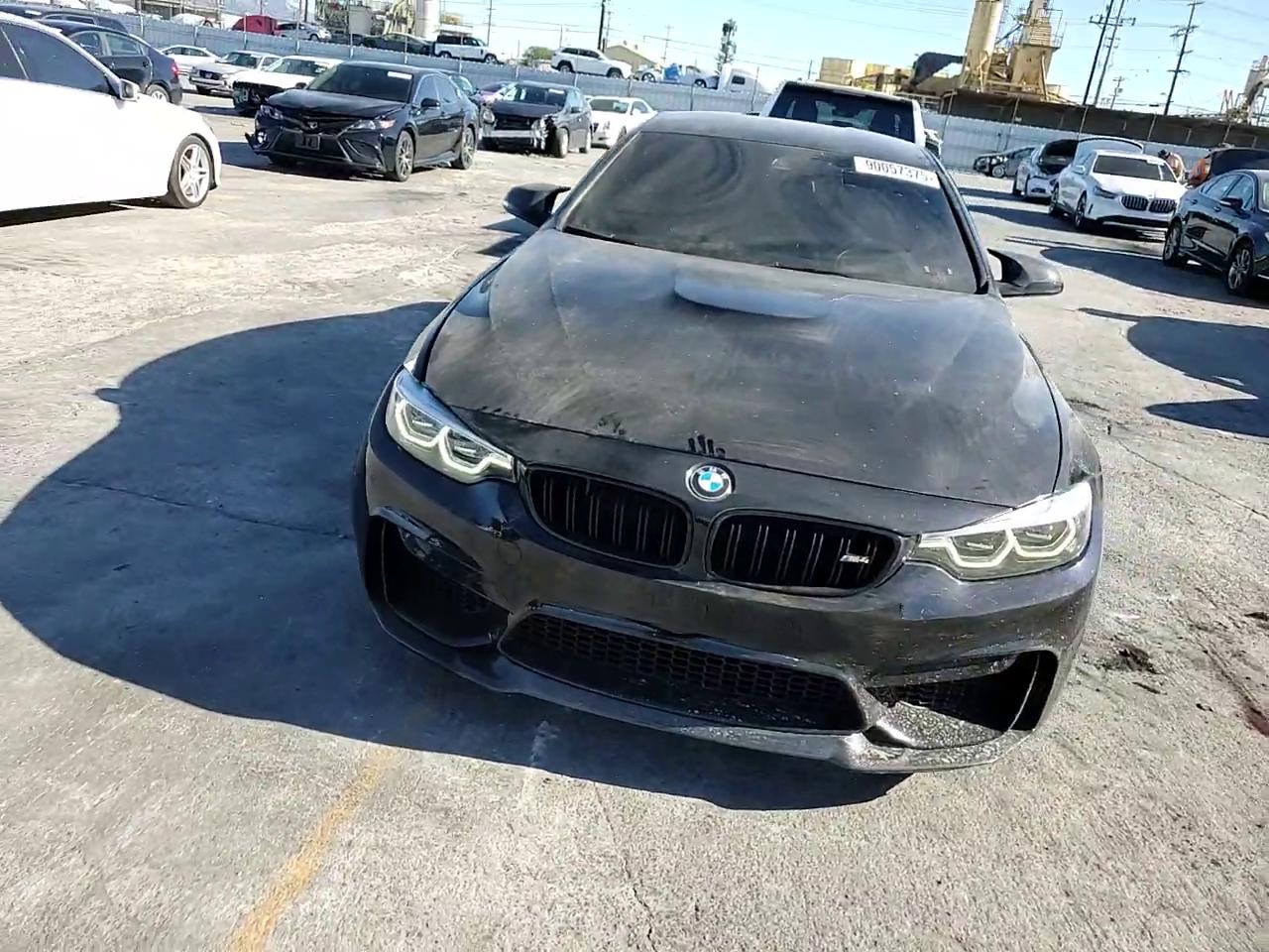 Фото: WBS4Y9C03LAH83089