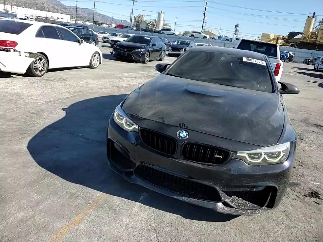 Фото: WBS4Y9C03LAH83089