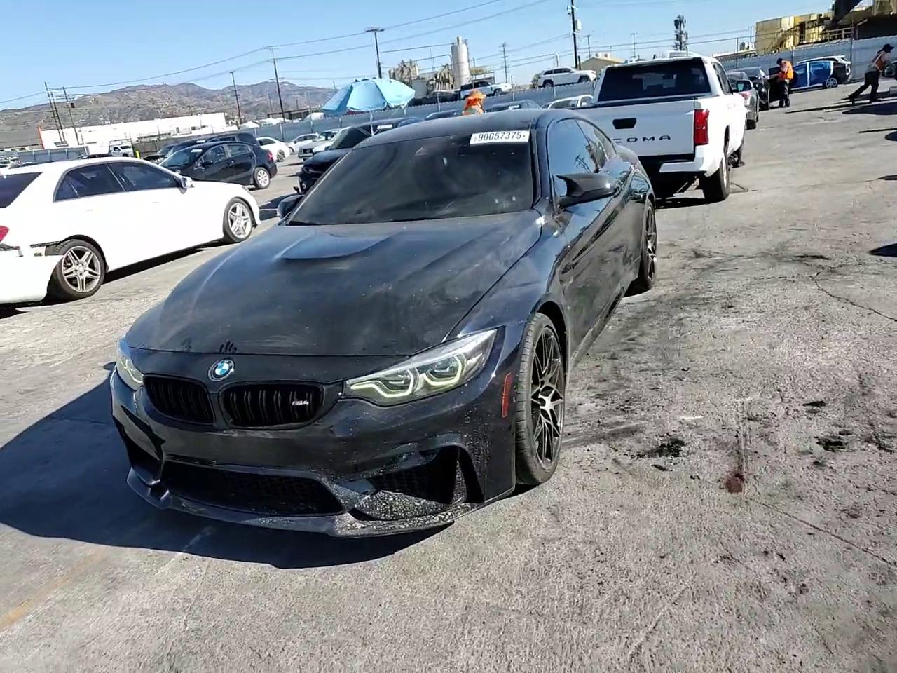 Фото: WBS4Y9C03LAH83089