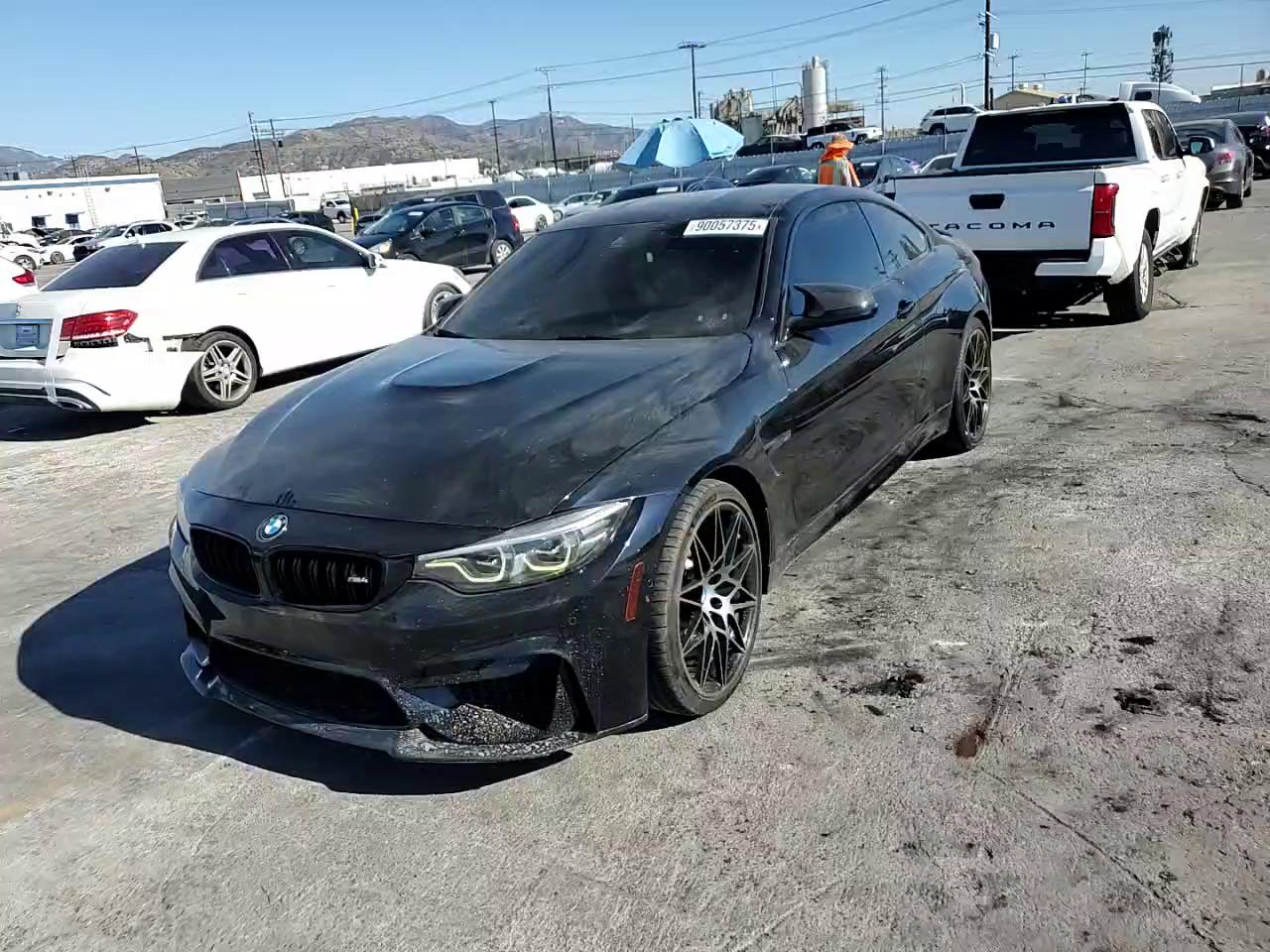 Фото: WBS4Y9C03LAH83089