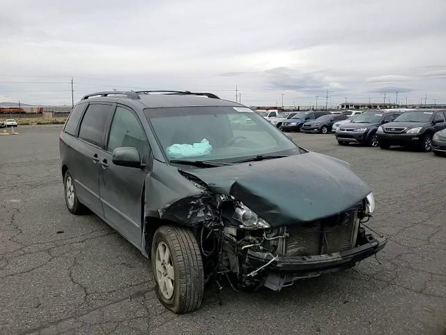 2004 Toyota Sienna Xle VIN: 5TDZA22C44S048059 Lot: 81994055