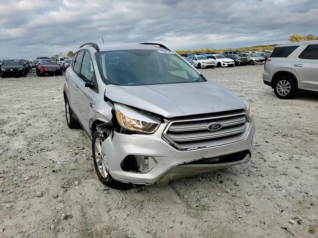 2018 Ford Escape Se VIN: 1FMCU9GD9JUA27475 Lot: 82301455
