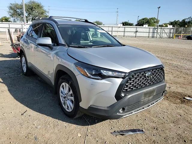 2022 Toyota Corolla Cross Le VIN: 7MUCAABG4NV025648 Lot: 84296755