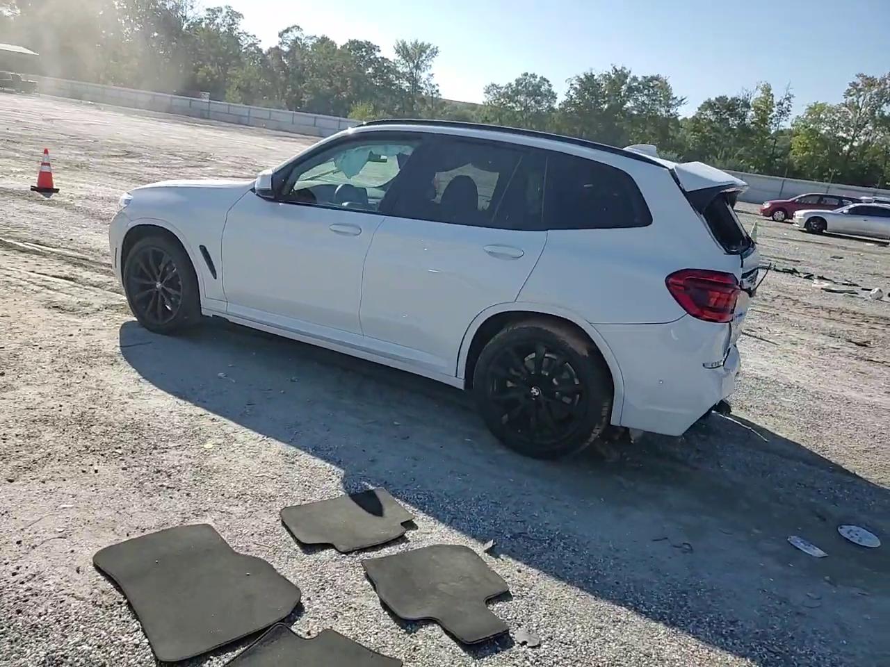 Фото: 5UXTY5C06L9C46048