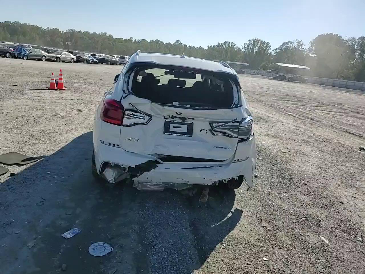 Фото: 5UXTY5C06L9C46048