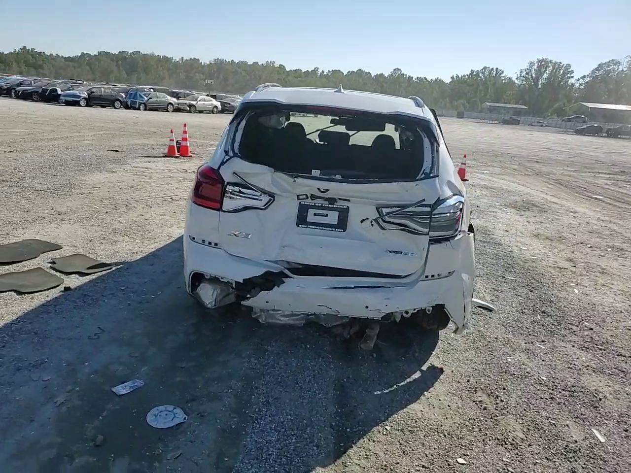 Фото: 5UXTY5C06L9C46048