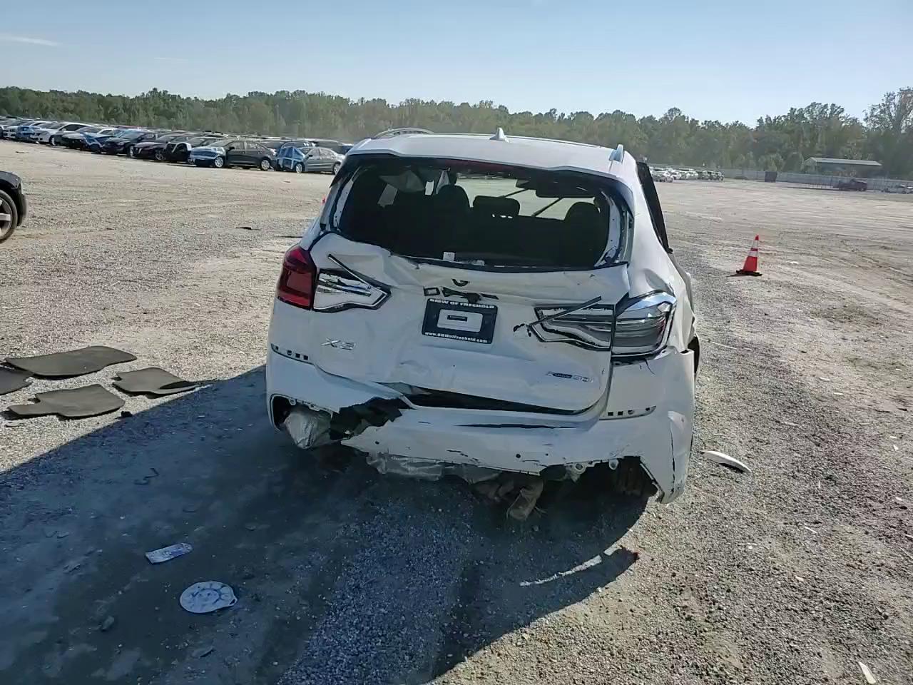 Фото: 5UXTY5C06L9C46048