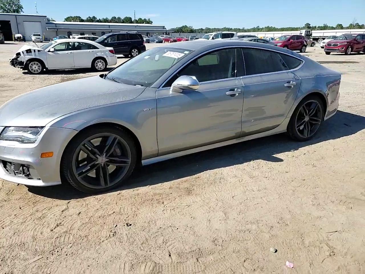 Фото: WAUW2AFC5EN031232