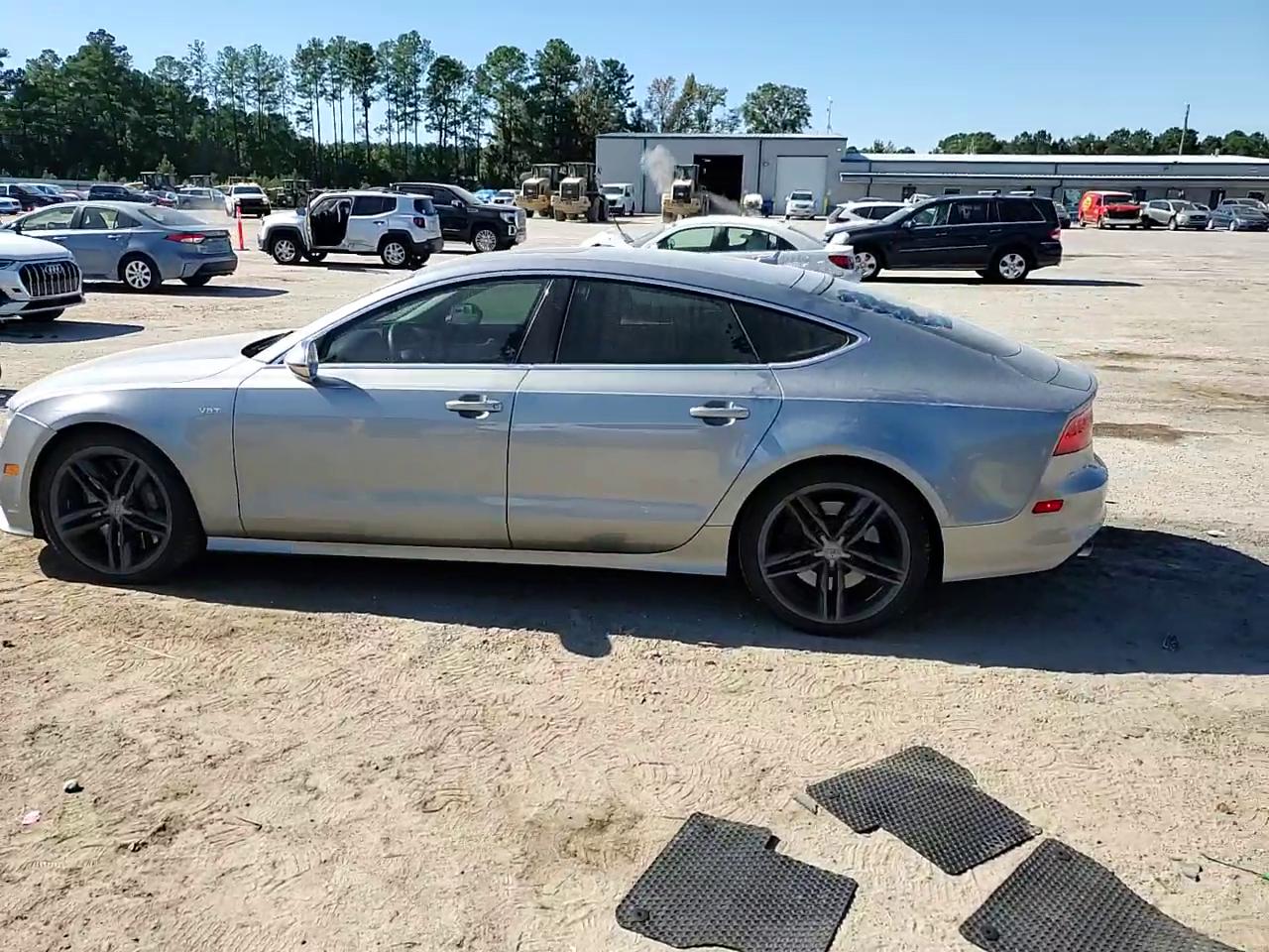 Фото: WAUW2AFC5EN031232