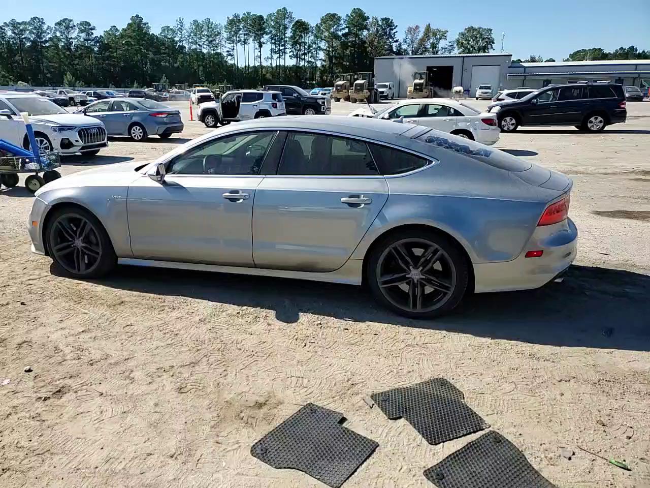 Фото: WAUW2AFC5EN031232