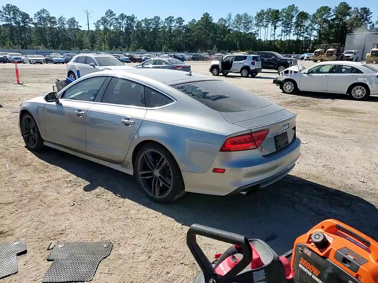 Фото: WAUW2AFC5EN031232