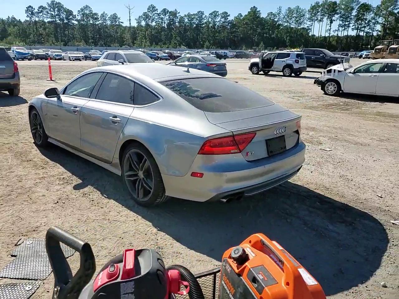 Фото: WAUW2AFC5EN031232