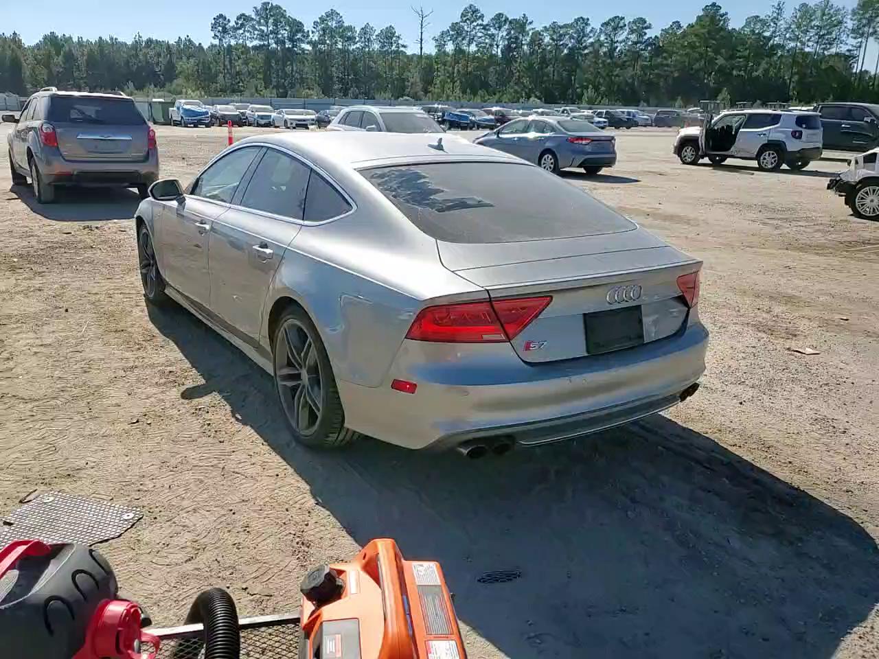 Фото: WAUW2AFC5EN031232