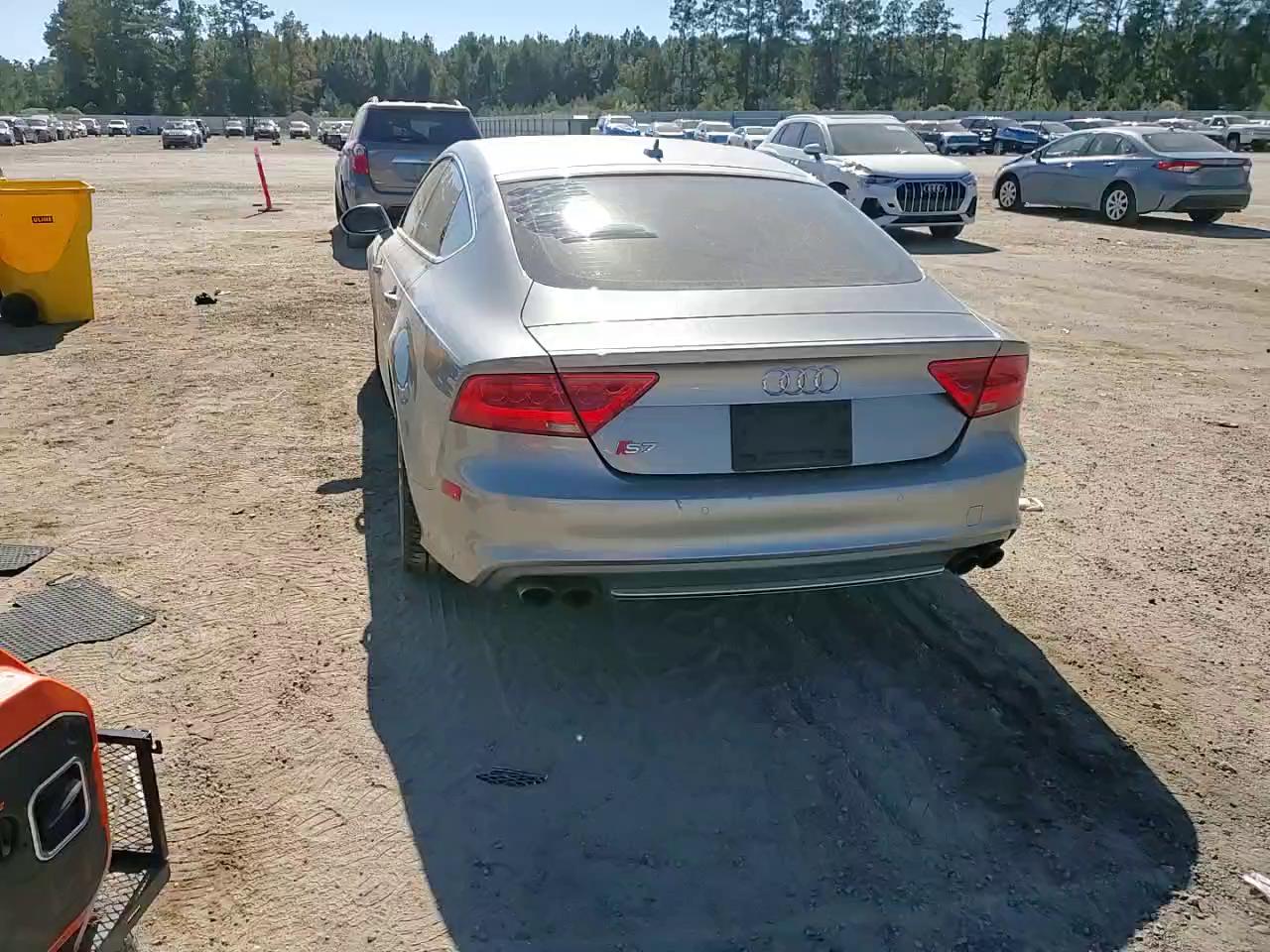 Фото: WAUW2AFC5EN031232