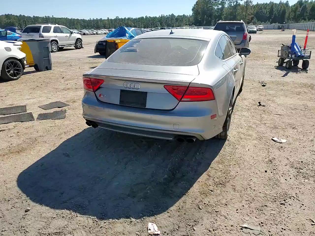 Фото: WAUW2AFC5EN031232