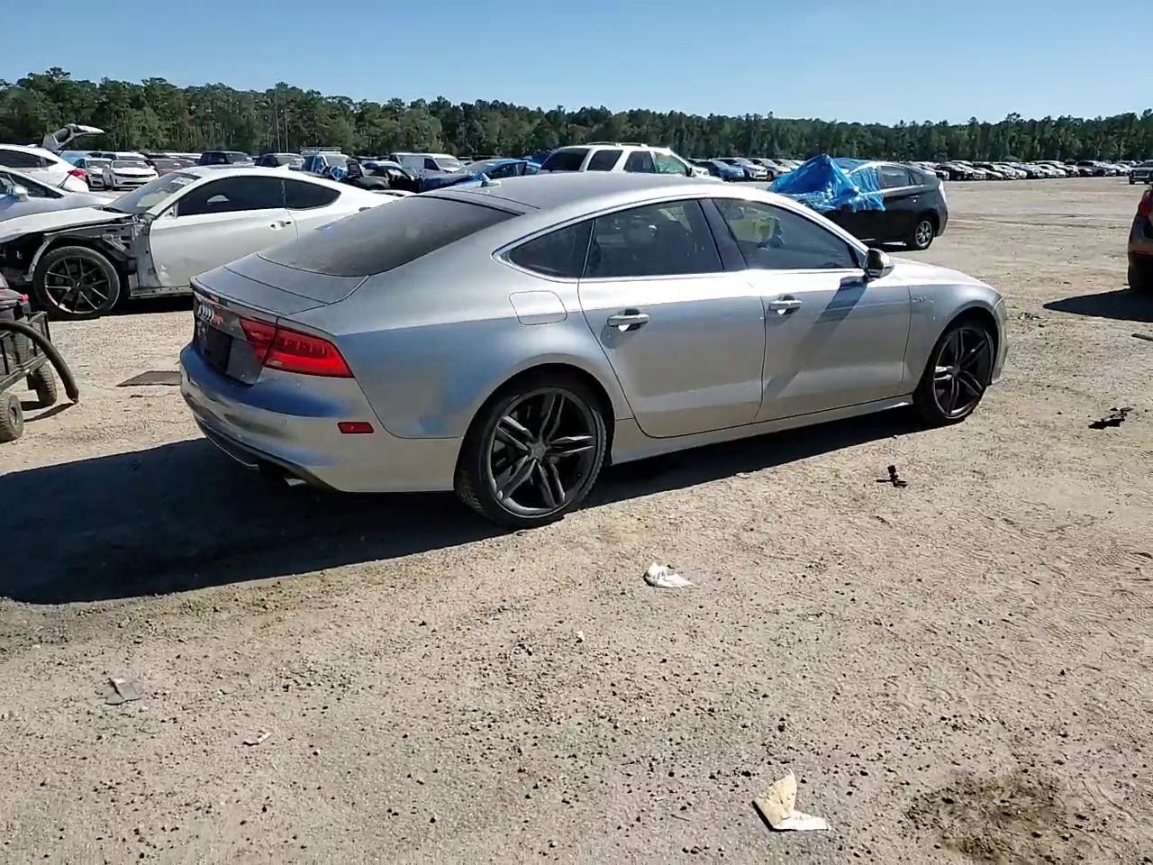 Фото: WAUW2AFC5EN031232