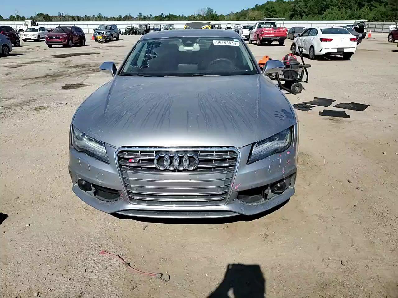 Фото: WAUW2AFC5EN031232