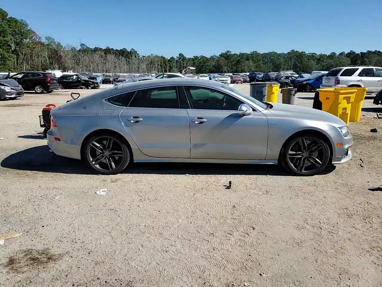 Фото: WAUW2AFC5EN031232