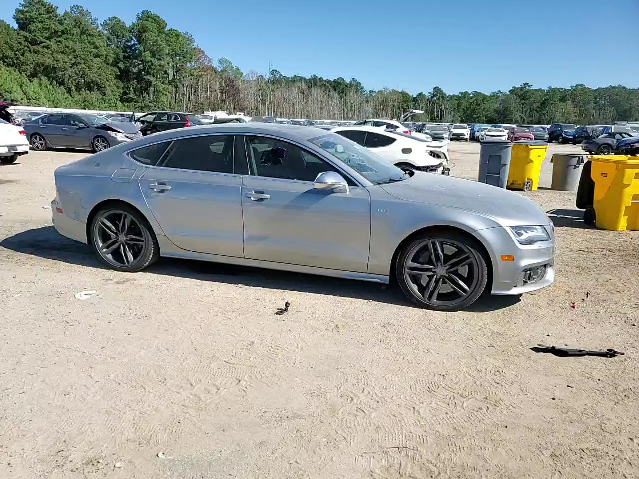 Фото: WAUW2AFC5EN031232