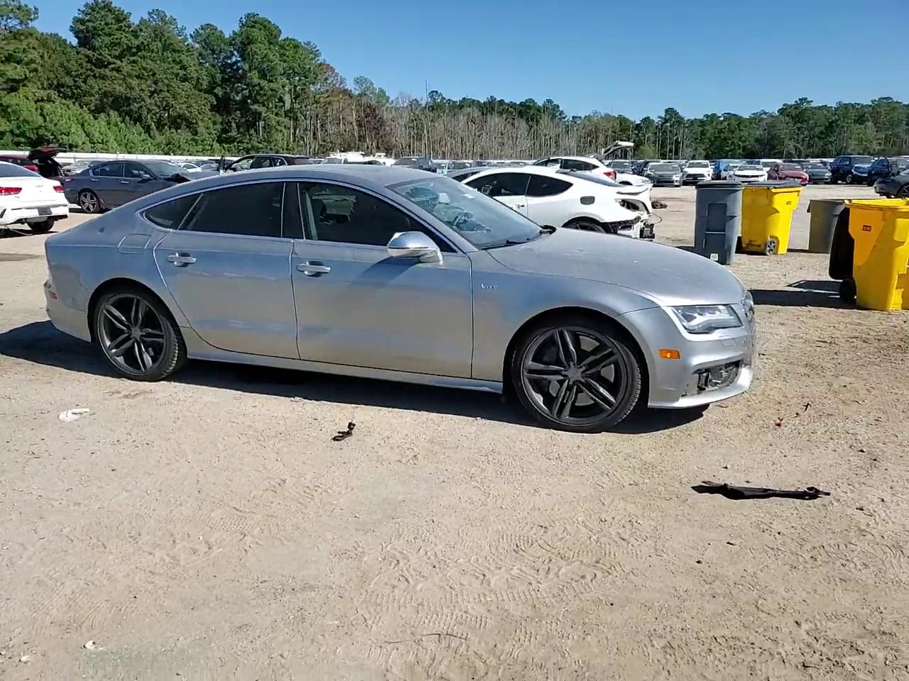 Фото: WAUW2AFC5EN031232