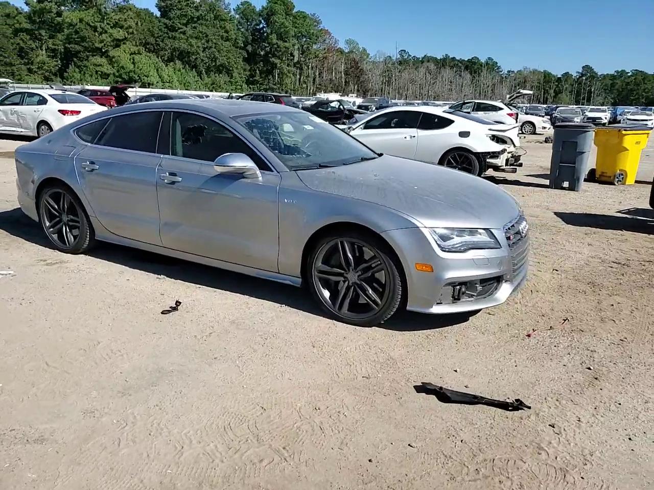 Фото: WAUW2AFC5EN031232