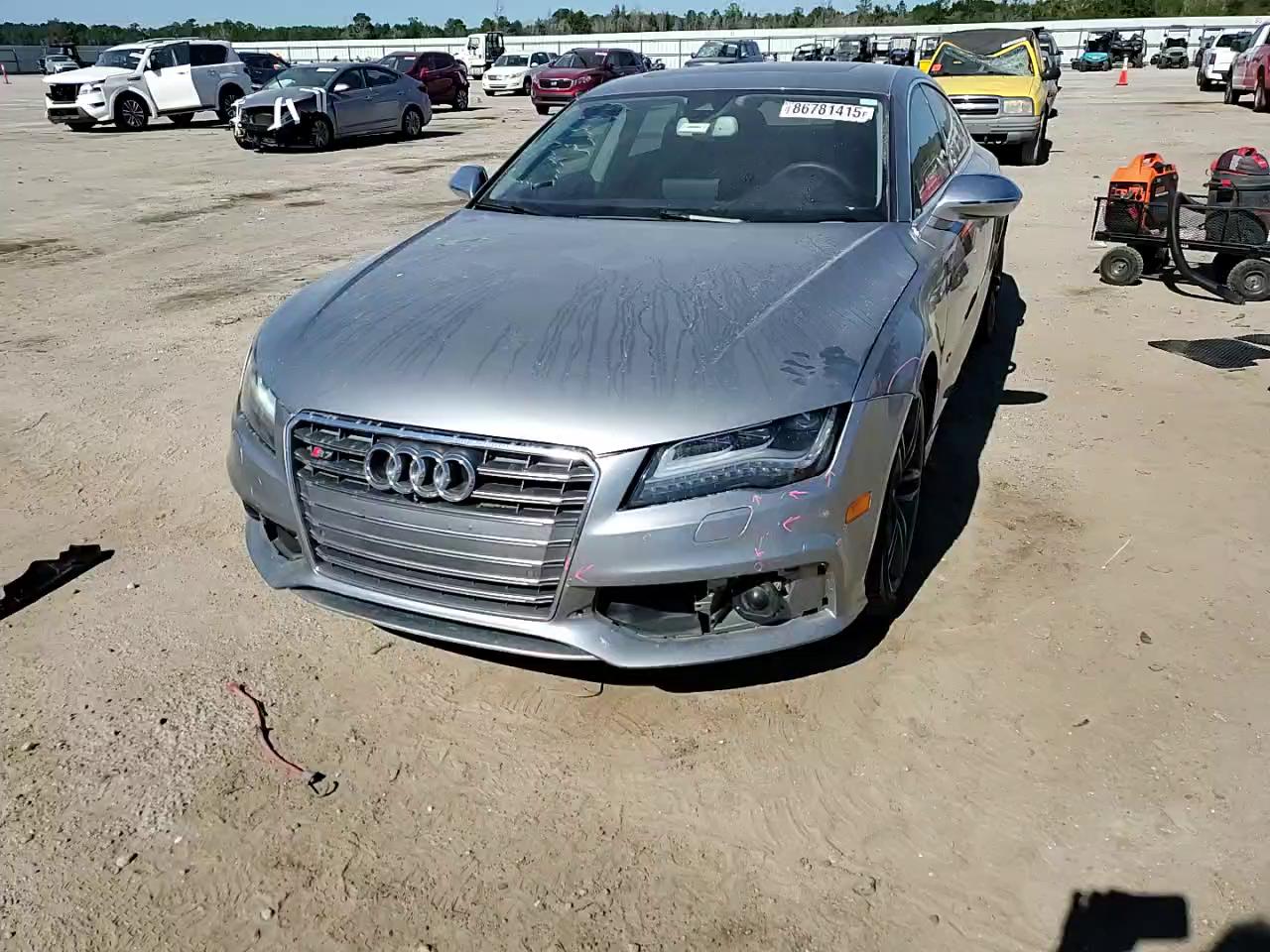 Фото: WAUW2AFC5EN031232