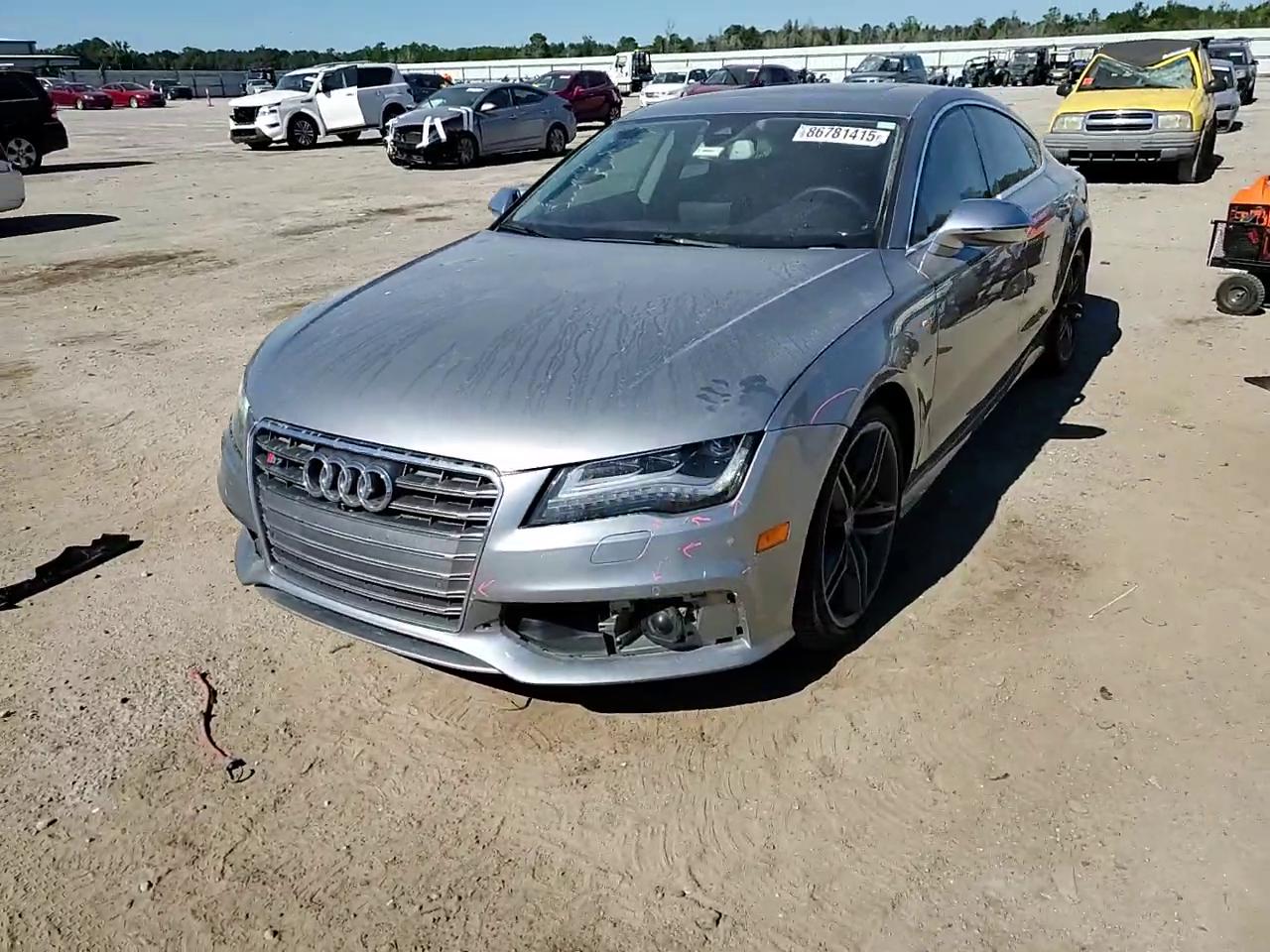 Фото: WAUW2AFC5EN031232